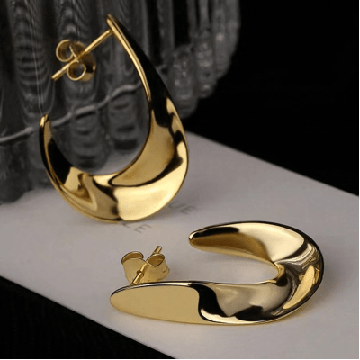 Brincos Dourados Twist Moderno